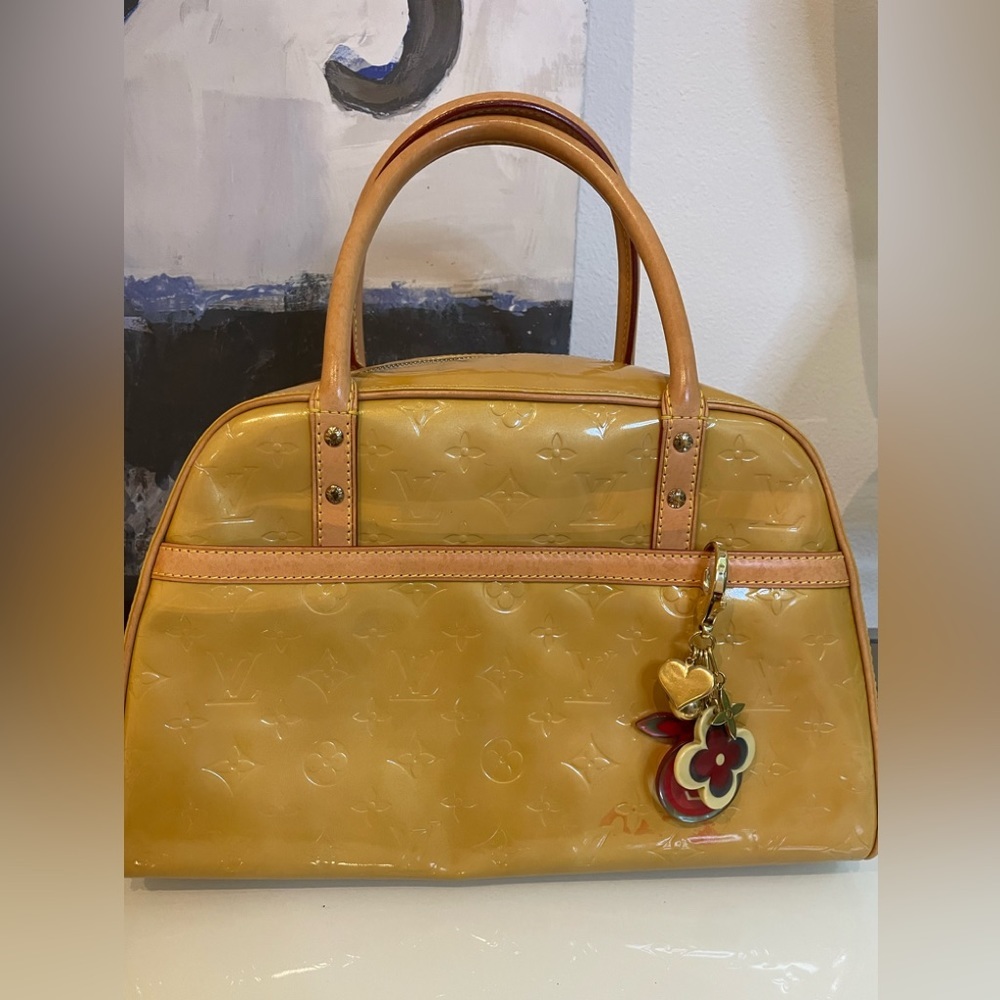 LOUIS VUITTON Monogram Mango Tompkins Square Bag - Picture 1 of 10